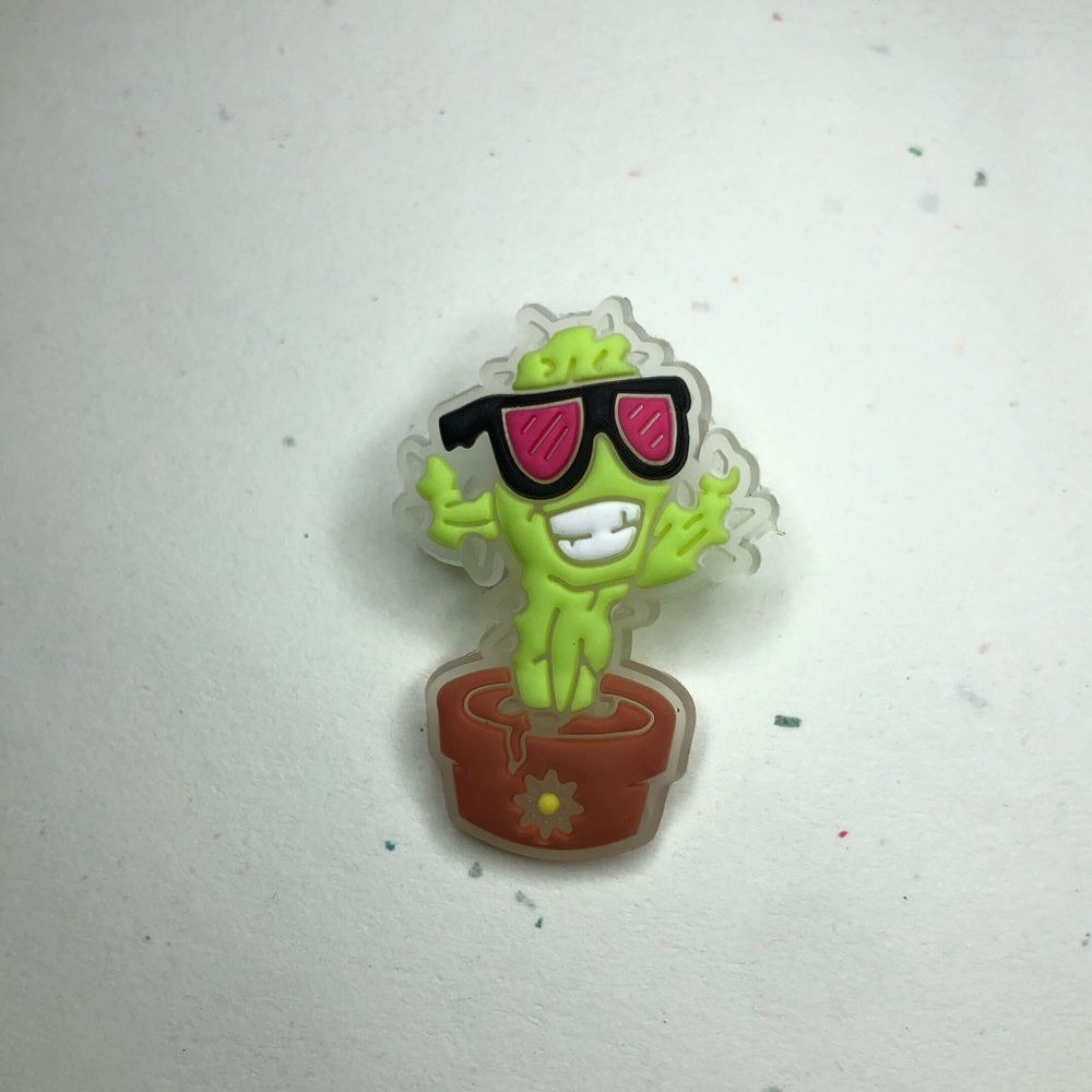 5/$10 Luminous cactus crocs charm/jibbitz